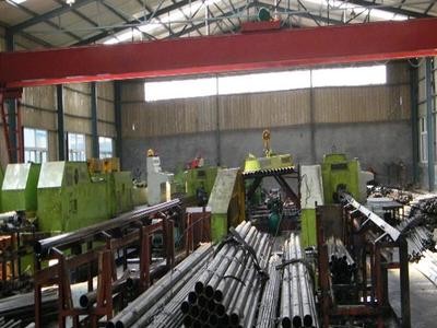 寧波東環鋼貿城專業鋸床下料切割無縫鋼管可零切各種無縫鋼管