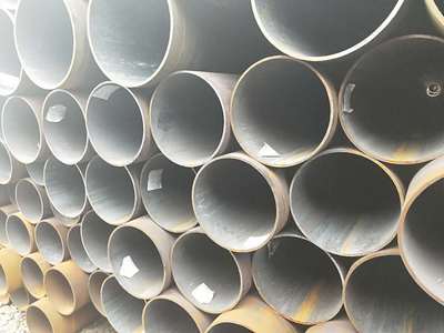 山東常年經(jīng)營(yíng)各種規(guī)格材質(zhì)的無縫鋼管