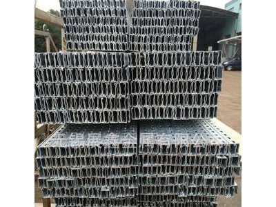 無錫展鑫 廠家直供冷鍍鋅光伏支架 質(zhì)量有保證