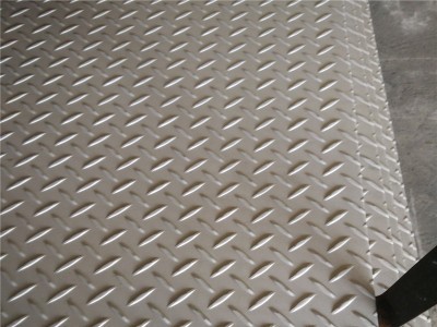不銹鋼防滑花紋板材/304壓花板/沖花板/花紋板/304不銹鋼板