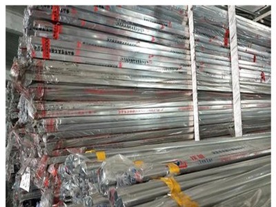 現(xiàn)貨供應(yīng) 方管 方矩管 201不銹鋼裝飾管 品種齊全 歡迎訂購