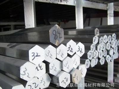 304不銹鋼黑皮棒廠家 3mm不銹鋼光亮棒 寶鋼304不銹鋼易車棒