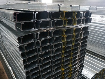 廠家直銷C型鋼鍍鋅板 等邊C型槽鋼支架冷彎C型加工