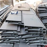 彩鋼瓦規(guī)格型號齊全現(xiàn)貨供應屋頂防水彩鋼瓦建筑隔墻不銹鋼彩鋼瓦