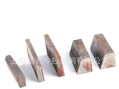 根據圖紙定制不銹鋼異型材 冷拉不銹鋼梯形鋼 斜邊梯形扁鋼