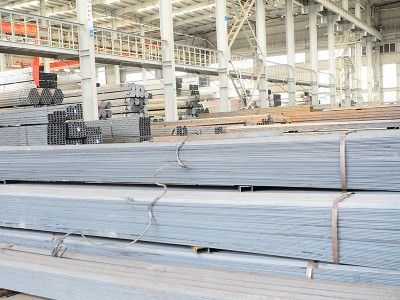 角鋼現貨批發銷售鍍鋅角鋼 建筑幕墻用熱鍍鋅角鋼Q235熱鍍鋅角鐵