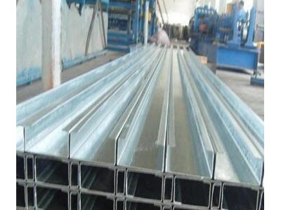 加工定做養豬場大棚用立柱,鋼梁、U型檁條 牧原豬舍用C型鋼檁條