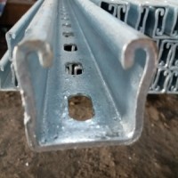 天津廠家生產地面 兆瓦分布式太陽能光伏發電熱浸鋅丁字斜撐抱箍