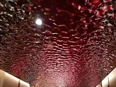 廠家供應不銹鋼沖壓板 建筑裝飾不銹鋼花紋板電梯沖壓板加工定制