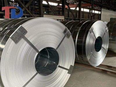 現貨供應 帶鋼 鍍鋅帶鋼 可分條開平 小飛剪各種規格帶鋼