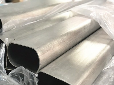 佛山不銹鋼平橢管 拉絲面不銹鋼平橢管 現(xiàn)貨304不銹鋼平橢管廠家