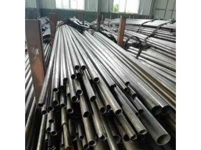 廠家供應16mn精密無縫鋼管可切割各種規格的精密無縫鋼管