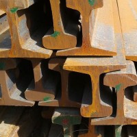 大量供應(yīng)鐵路鋼軌