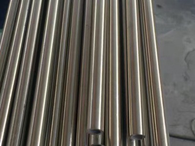 專業(yè)生產(chǎn)304不銹鋼無縫管 大口徑不銹鋼無縫管 工業(yè)不銹鋼無縫管