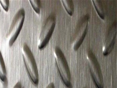 廠家批發(fā) 201不銹鋼防滑板、304不銹鋼花紋板 規(guī)格齊全