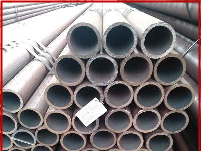 供應 大小口徑精密無縫管q345b厚壁無縫鋼管切割 金屬制品專用