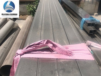 廠家直供304大孔不銹鋼焊管定制工業大口鏡面光管不銹鋼焊管