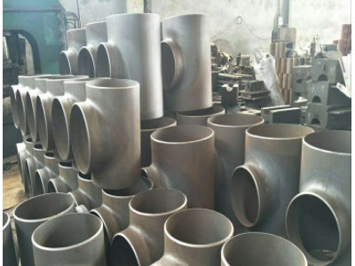 現貨供應377*8無縫鋼管三通 設備擠壓碳鋼高壓厚壁三通廠家