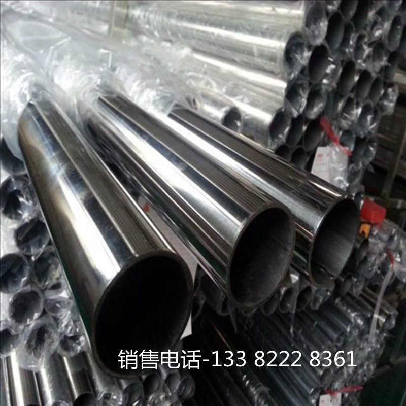 12613272717_517857964_副本