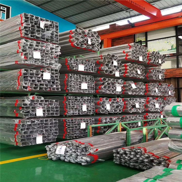 黑鈦表面處理圖