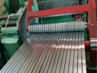 廠家直銷201不銹鋼板201不銹鋼帶鏡面不銹鋼板可拉絲貼膜0.01-2.0