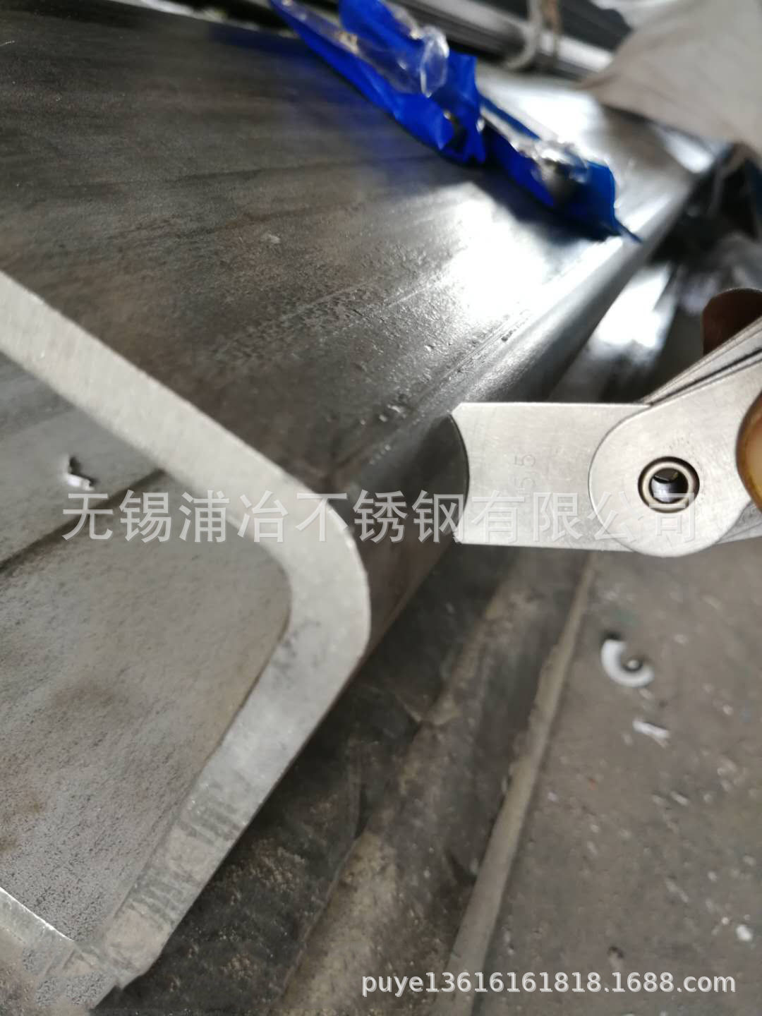 e25951c3848b254fe18292fa8f77b3