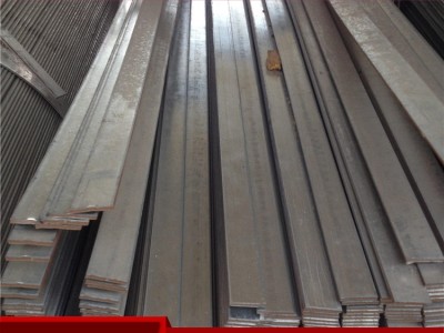 貴州現貨q235扁鐵扁鋼鍍鋅扁鐵鋼帶鍍鋅鋼帶熱軋扁鐵鋼板條批發(fā)