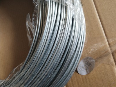 環(huán)評(píng)廠家工藝 曲別針絲S鉤絲窗簾掛鉤絲 產(chǎn)地貨源優(yōu)質(zhì)鍍鋅鐵亮絲