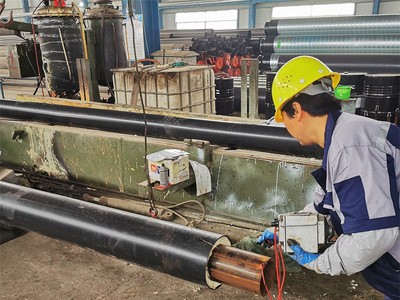 架空聚氨酯保溫管 高密度聚乙烯外護層聚氨酯保溫管 兩步法一步法