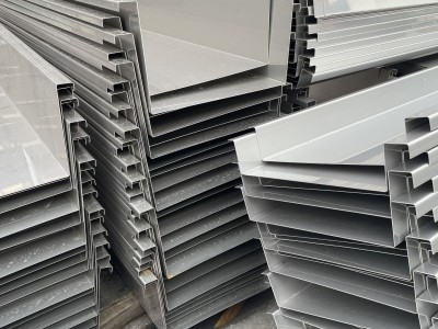 現(xiàn)貨304 316L不銹鋼天溝 排水槽U型 非標通風管道 排氣管量大價優(yōu)