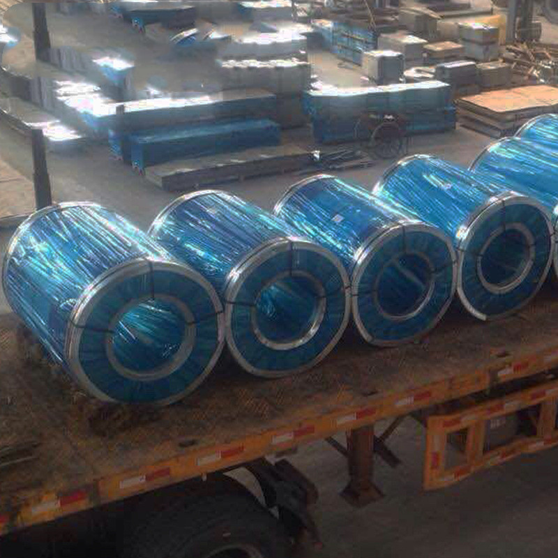 4674636703_570823046