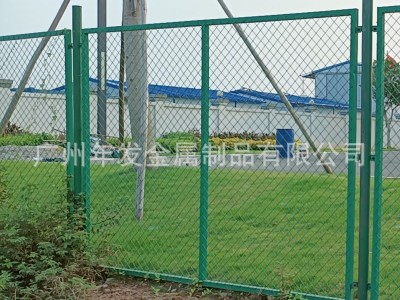 廠家直銷鋼板網片 綠色浸塑菱形護欄網 多款式鋼板網護欄