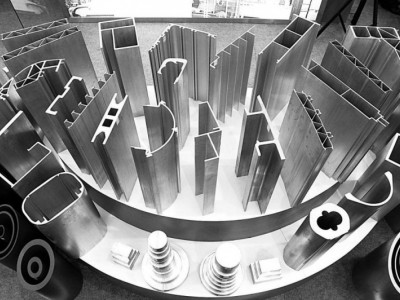 工程橋梁鋁型材汽車軌道交通鋁型材散熱器加工擠壓結(jié)構(gòu)車體型材