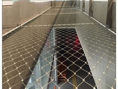橋梁樓梯扶欄庭院商場天井不銹鋼鋼絲繩網廠卡扣編織防墜安全繩網
