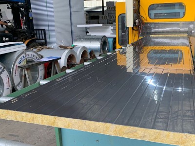 304#不銹鋼巖棉墻板 廠家直供巖棉保溫板 保溫隔熱巖棉夾芯板