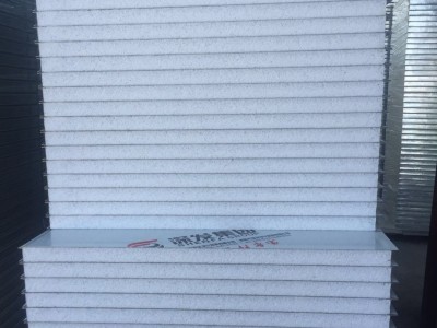 廠家生產(chǎn)泡沫板 彩鋼泡沫夾心板 泡沫夾心板 彩鋼泡沫板生產(chǎn)廠家