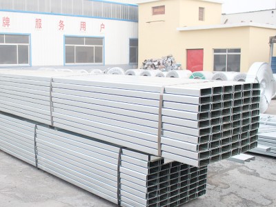 大小鍍鋅C型鋼鋼結構建筑廠房搭棚冷彎鍍鋅C型鋼熱鍍鋅C型鋼檁條