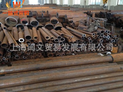 大小口徑 鍍鋅無(wú)縫管 切割銷售20# 無(wú)縫鋼管