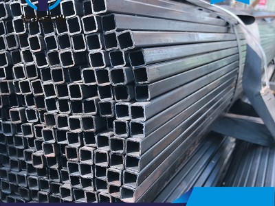 上海現貨供應方鋼200*100黑方鋼 空心方管 Q235B無縫管廠家直銷