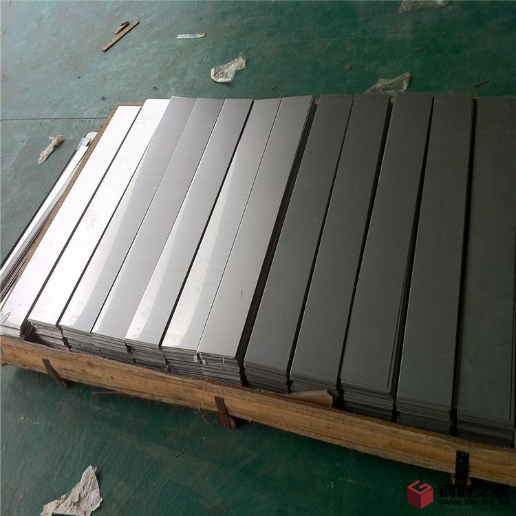 10445370596_2137457084