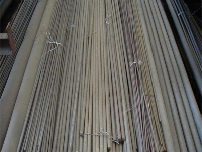 供應(yīng)Q195扁鋼 Q215六角棒 Q235圓鋼