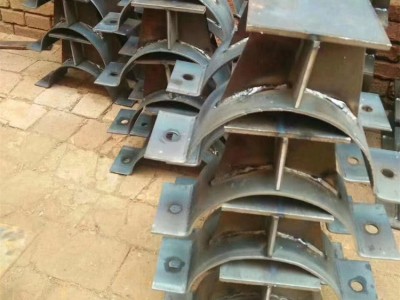 滑動保冷管托碳鋼熱鍍鋅U型管夾管托 蛭石隔熱管托支座