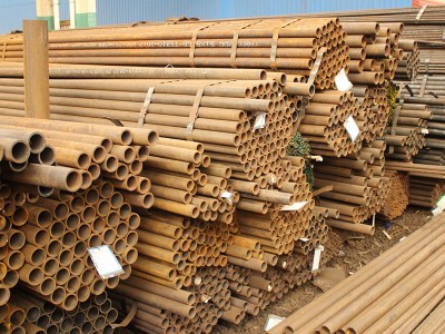 無(wú)縫鋼管批發(fā)大小口徑厚薄壁圓管機(jī)械設(shè)備制造用規(guī)格多廠家供應(yīng)