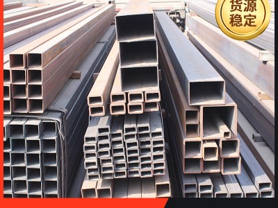 無(wú)錫方管廠家現(xiàn)貨供應(yīng)300*300*14大口徑無(wú)縫方管玻璃幕墻厚壁方管