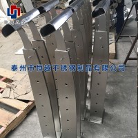 現(xiàn)貨供應(yīng)不銹鋼欄桿立柱 樓梯扶手欄桿立柱支持定制不銹鋼立柱